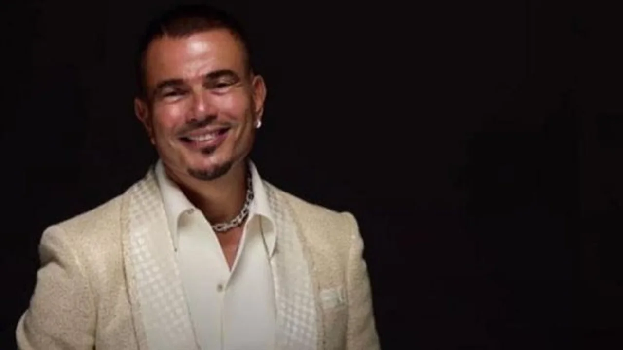 مفاجأة غنائية.. عمرو دياب يستعد لخوض تجربة فنية جديدة صيف 2026